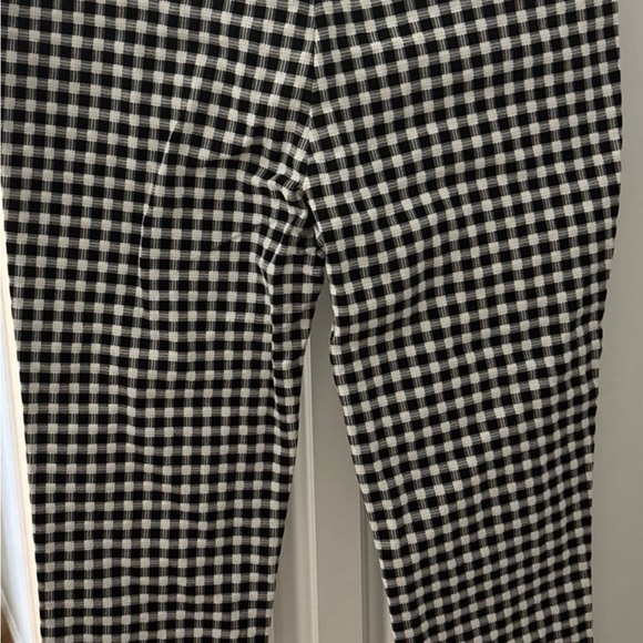 Patrizia Luca Black and White Checkered Capris M - Picture 4 of 9